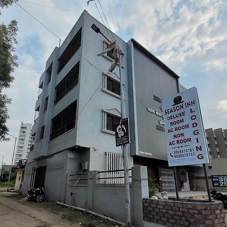 Hotel O Dhanori Pune Formerly Season Inn Dāpuri Extérieur photo
